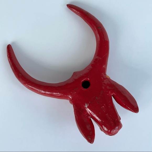 Ceramic Bull’s Head Wall Decor - Picture 11 of 17